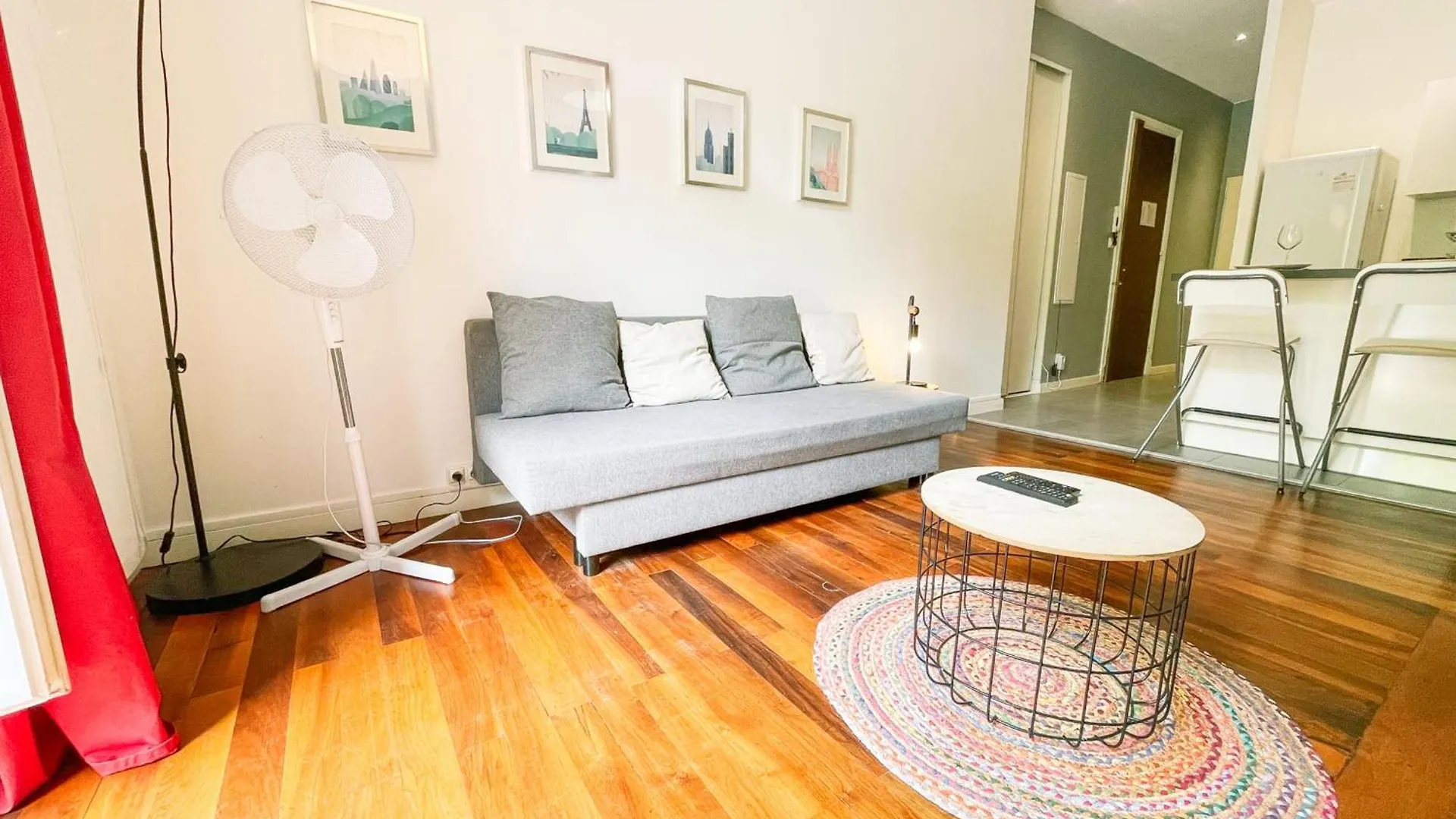 #G3 The Authentic T2 Downtown Balcony Tramway Apartment Grenoble